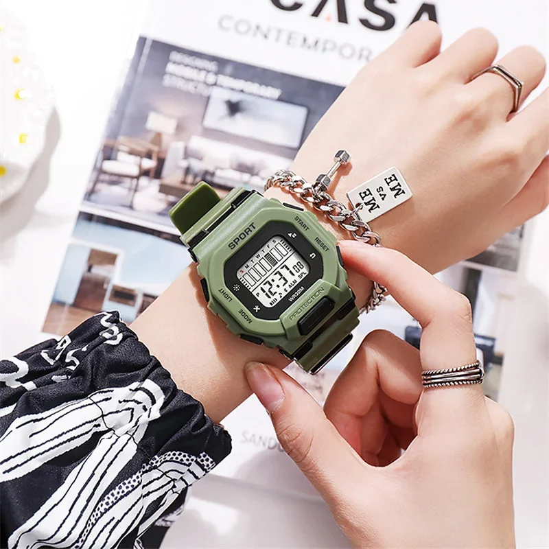 Fashion Men Sports Watch Water - Outdoor Adventure Hours ulasan dan harga